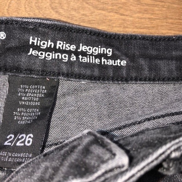 Mossimo high rise black distressed jegging sz 2/26 - Picture 4 of 6